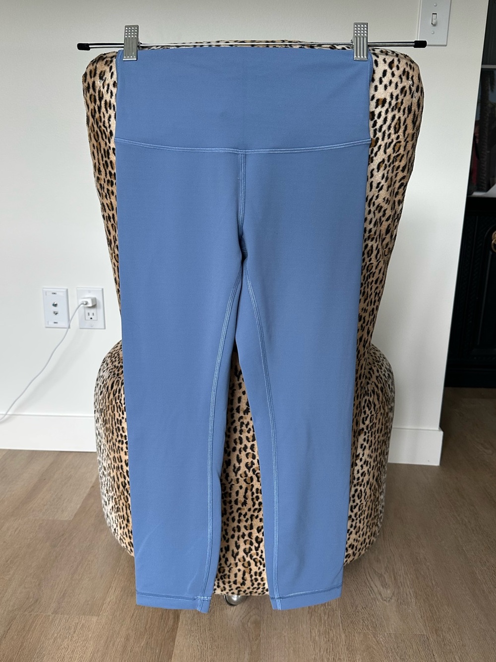 Steel Blue Wunder Train High-Rise Leggings
24"